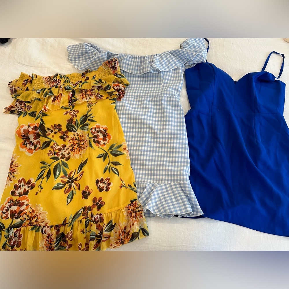 Revolve mini dresses size medium